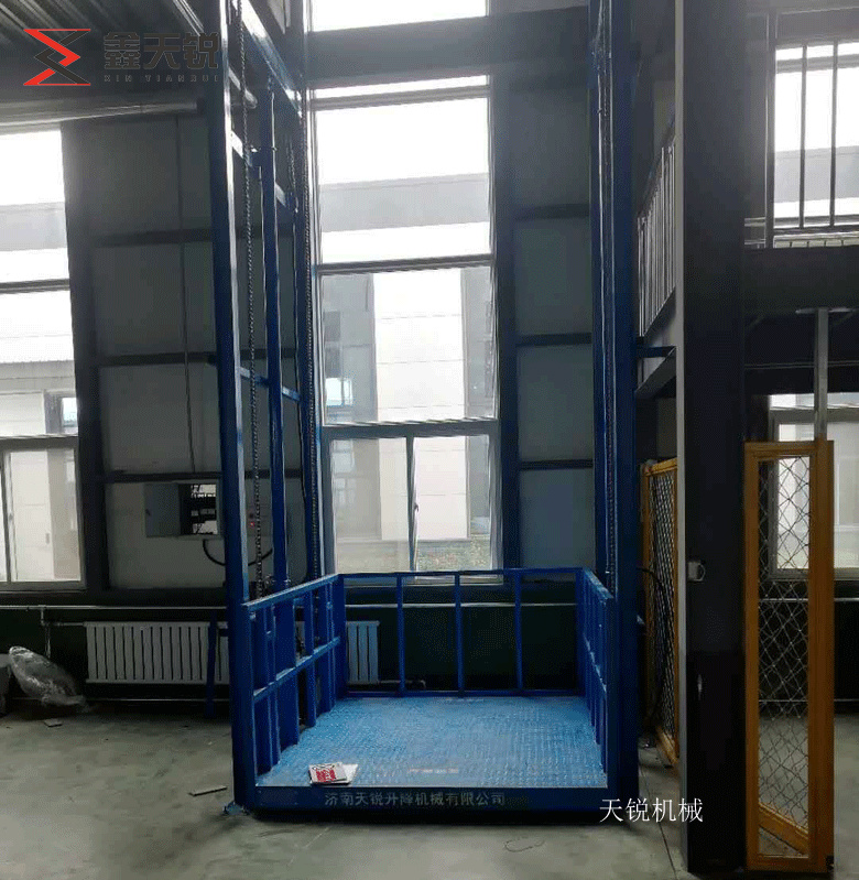 白沙导轨式升降机验收合格