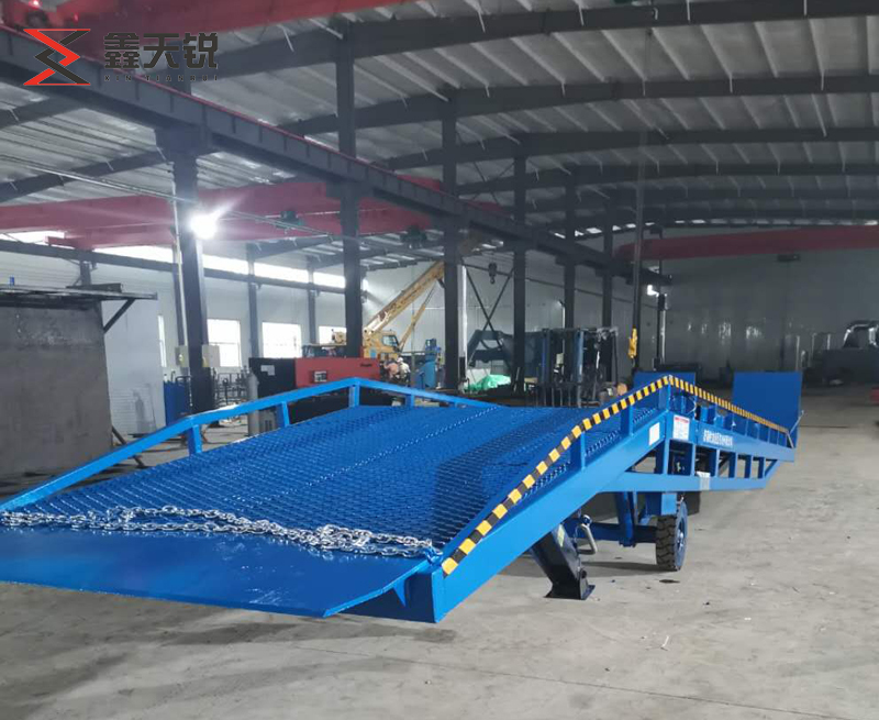 白沙移动式液压登车桥生产车间